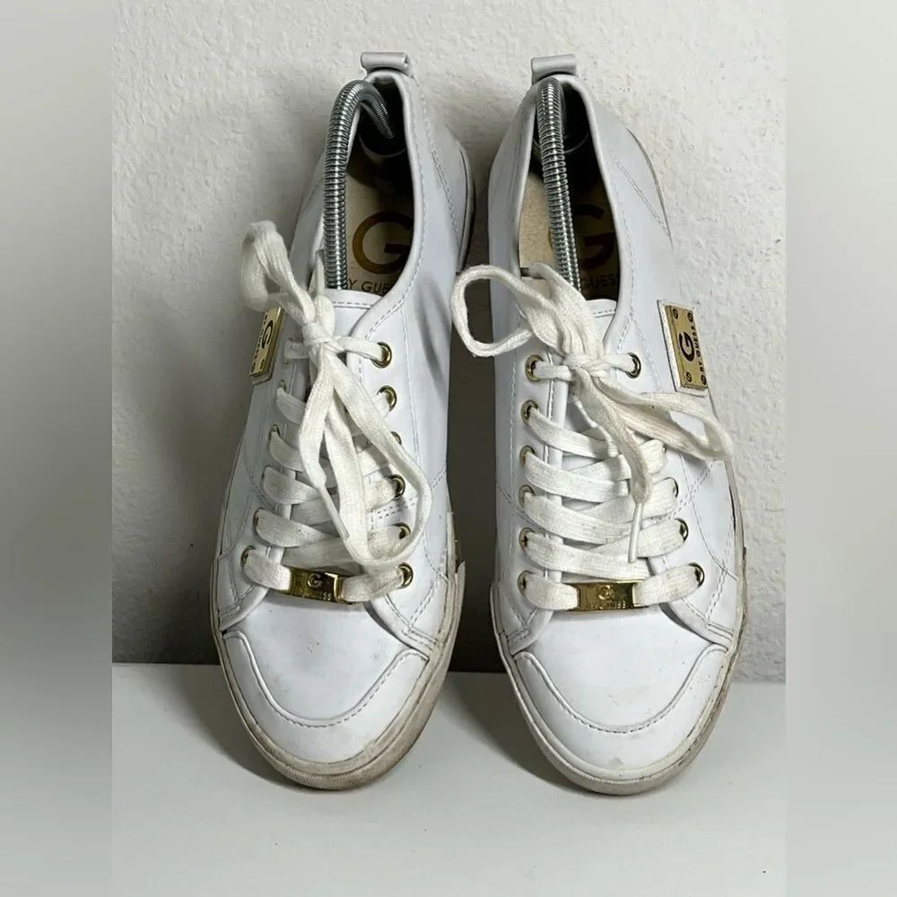 G by Guess Women's Size 7 Lace Up White Sneakers GGMallory5-R